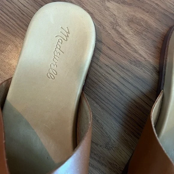 MADEWELL The Louisa Crisscross Slide In English Saddle - Picture 3 of 16